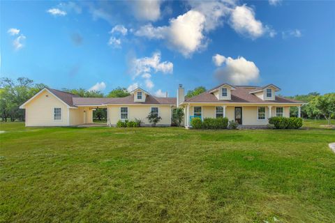 Single Family Residence in Atascosa TX 14596 Touchstone RD #3.jpg