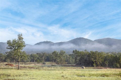 Farm in Bandera TX 000 Kyle Ranch Road.jpg
