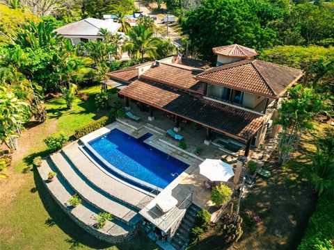 Single Family Residence in Out of State US 0 Ocean-view luxury home near Carara Park.jpg