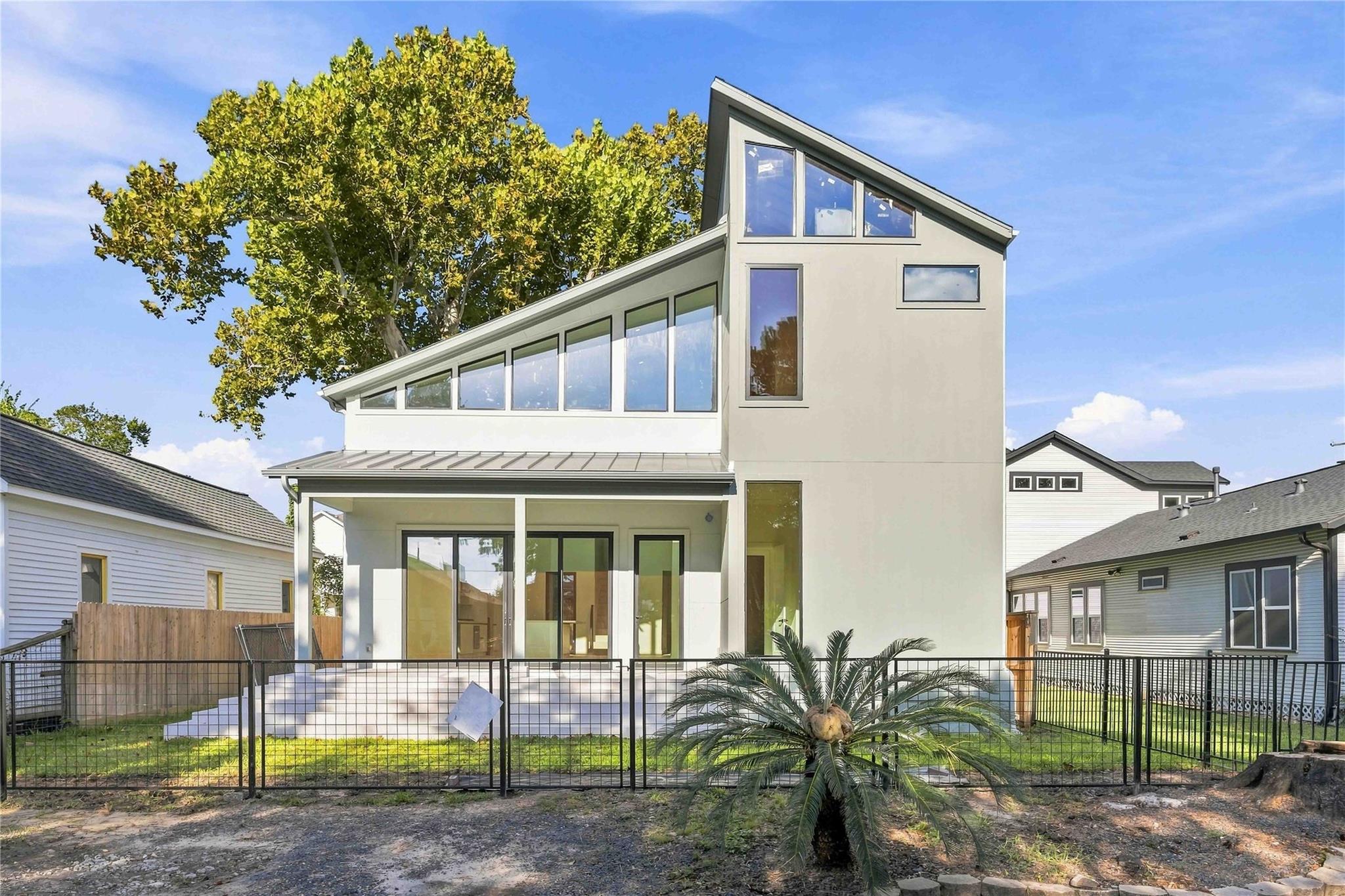 513 Archer St, Houston, TX 77009