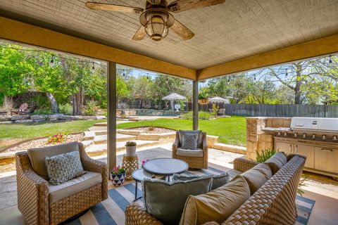 Single Family Residence in Kerrville TX 1418 Jackson RD.jpg