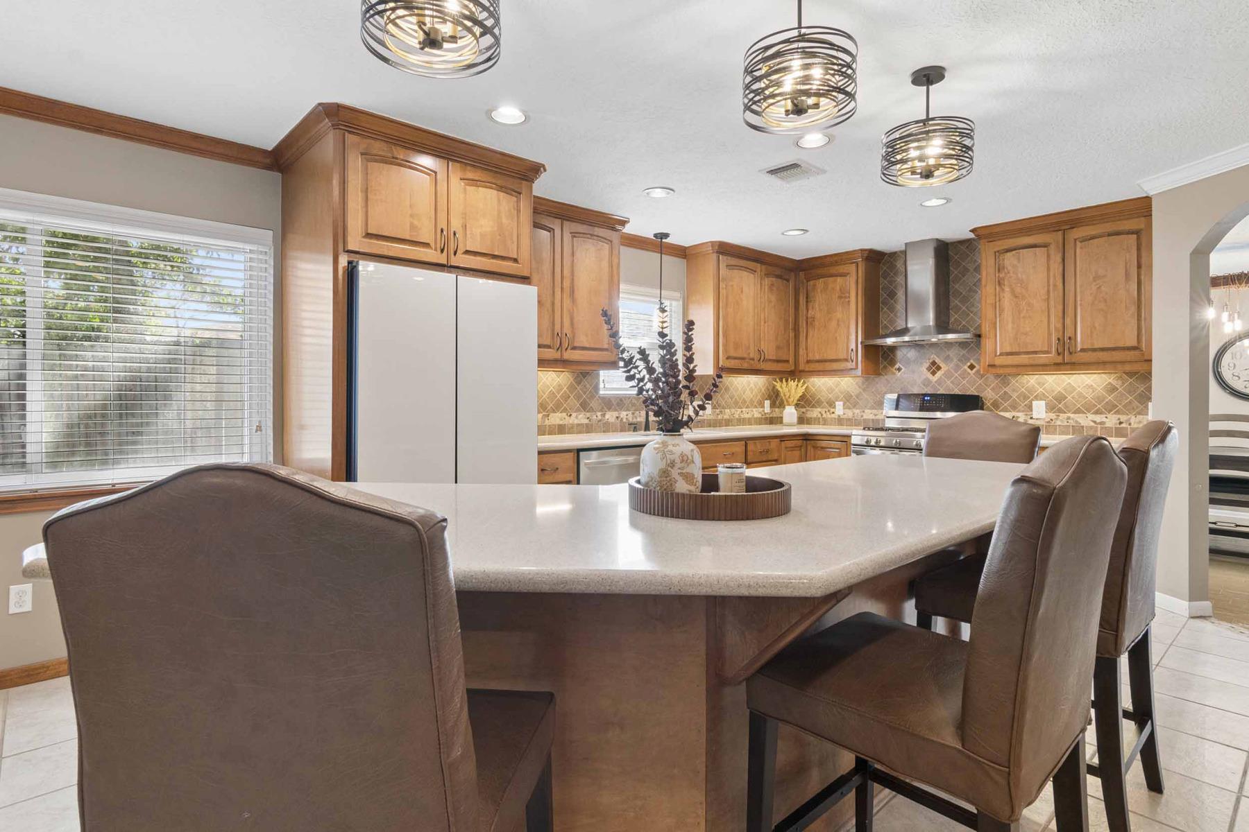 2418 Lufkin Ln, Deer Park, TX 77536 photo