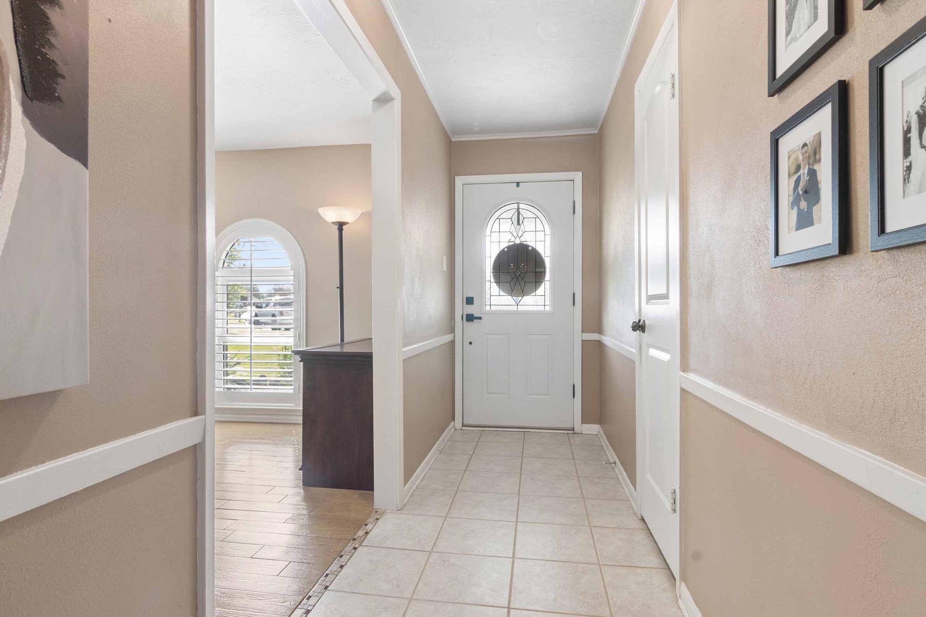 2418 Lufkin Ln, Deer Park, TX 77536 photo