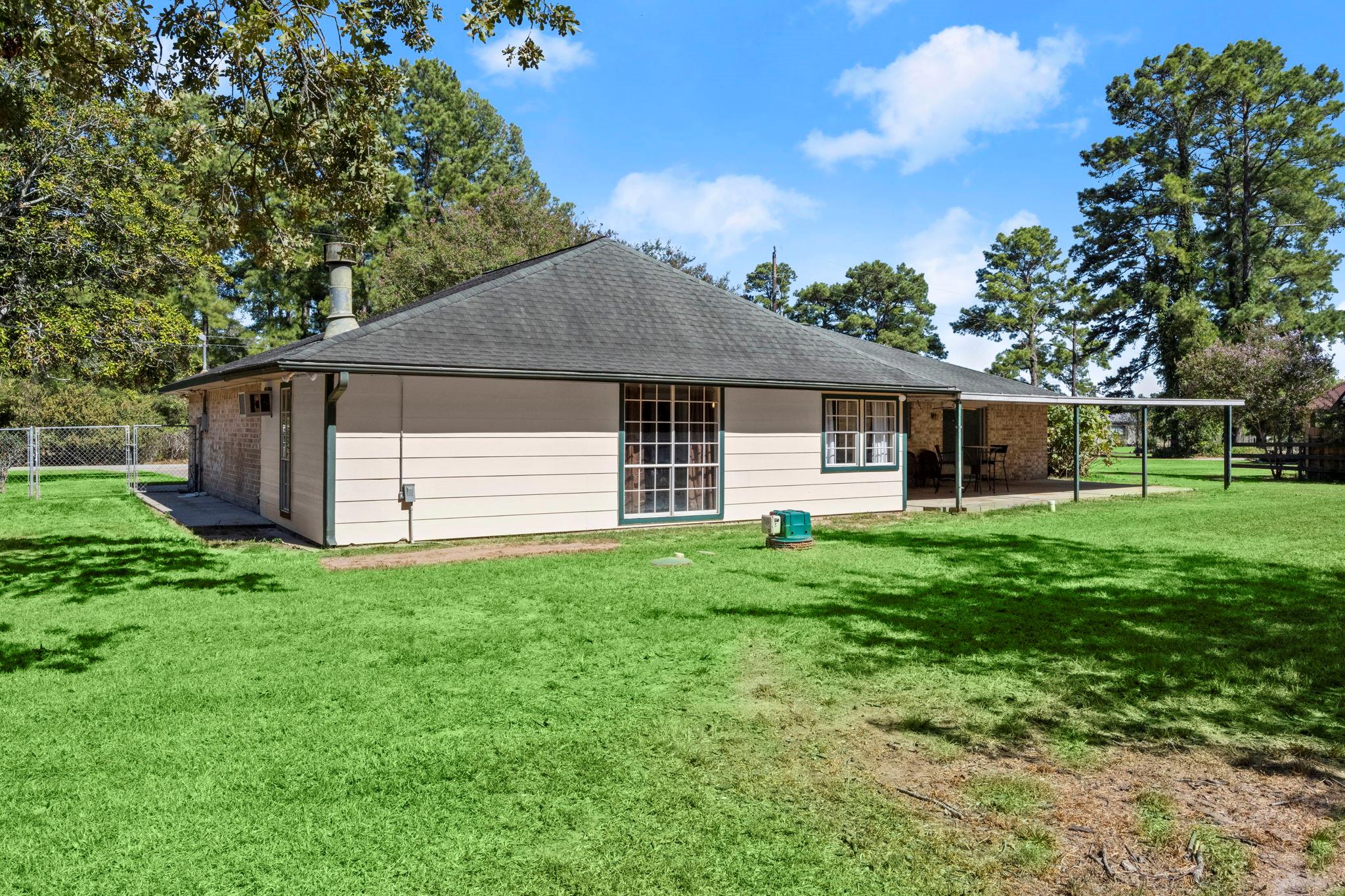 31707 Oak Xing, Magnolia, TX 77355 photo