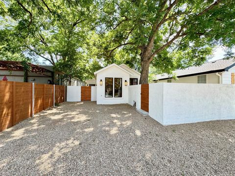 Single Family Residence in Austin TX 2519 4th ST #1.jpg