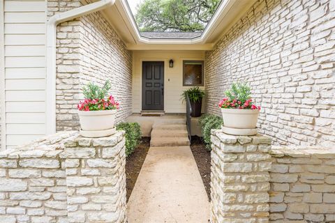 Single Family Residence in Austin TX 6603 Vallecito DR.jpg