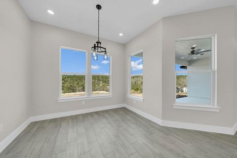 Single Family Residence in Mico TX 257 PR 2774 12.jpg