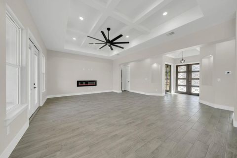 Single Family Residence in Mico TX 257 PR 2774 10.jpg