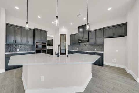 Single Family Residence in Mico TX 257 PR 2774 11.jpg