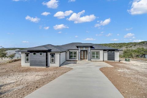 Single Family Residence in Mico TX 257 PR 2774 33.jpg