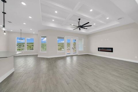 Single Family Residence in Mico TX 257 PR 2774 6.jpg