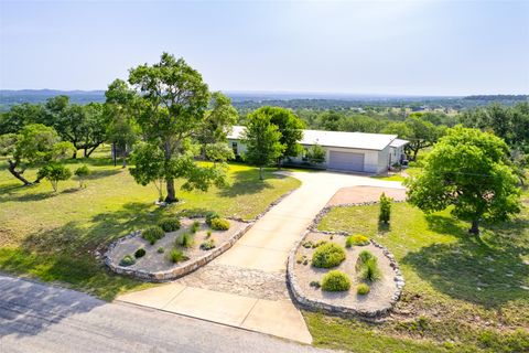 Single Family Residence in Comfort TX 281 KENDALL JACKSON.jpg