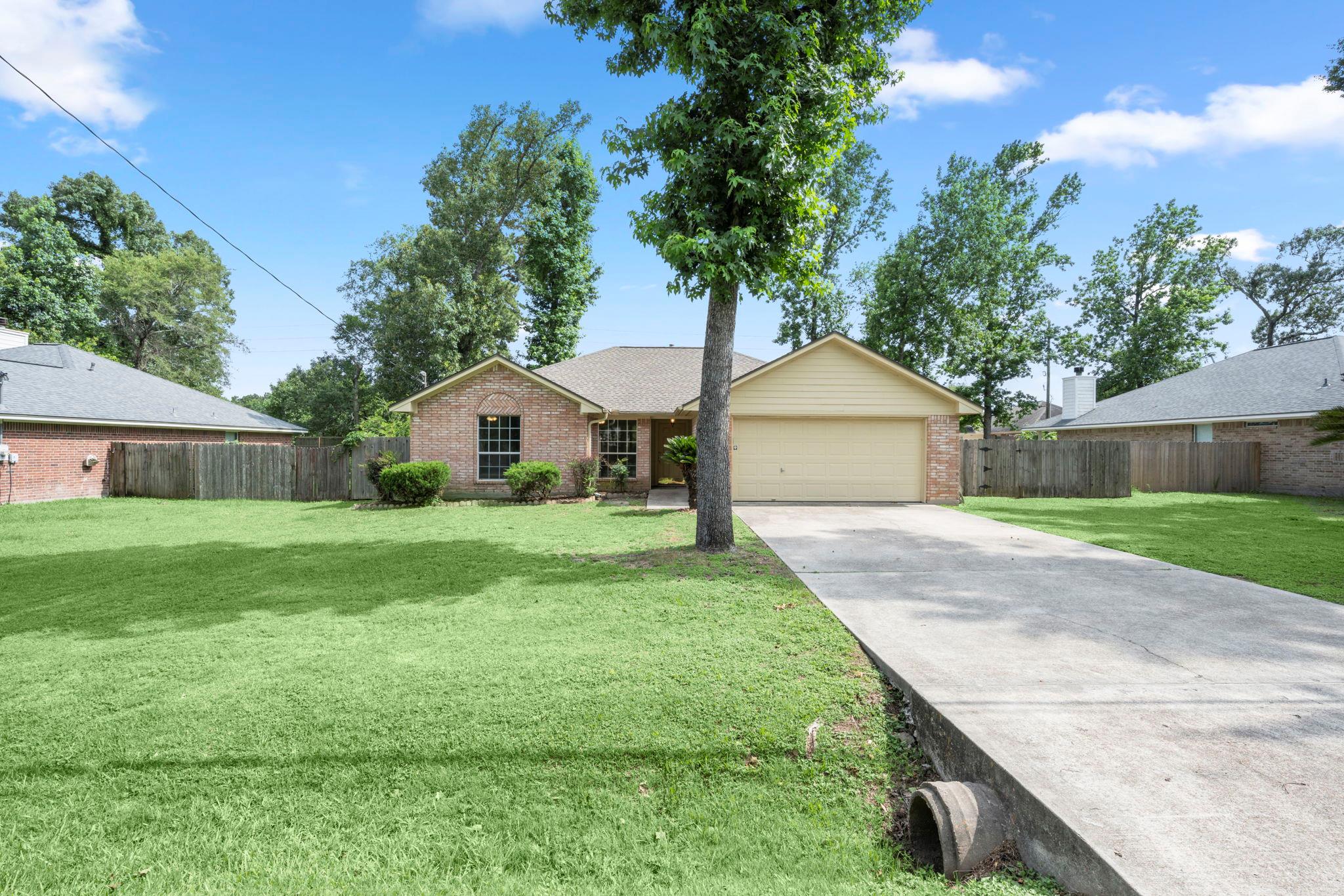 6707 Woodland Oaks, Magnolia, TX 77354