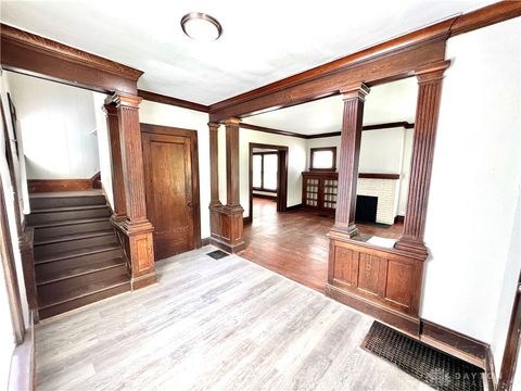 Single Family Residence in Dayton OH 1249 everett Drive.jpg