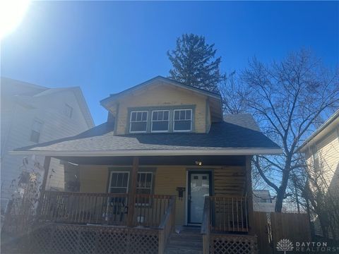 Single Family Residence in Dayton OH 19 Quentin Avenue.jpg