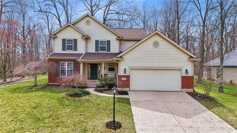 Single Family Residence in Beavercreek OH 2709 Majestic Oaks Court.jpg