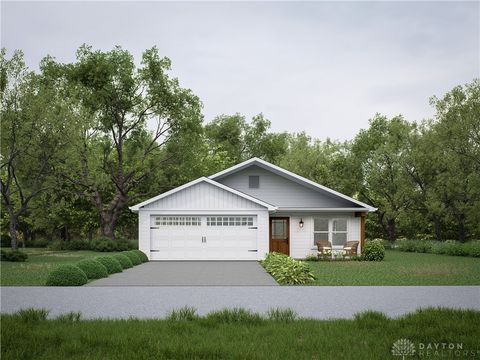 Single Family Residence in Carlisle OH 122 Arthur Avenue 1.jpg