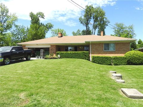 Single Family Residence in Dayton OH 3291 Benchwood Road.jpg