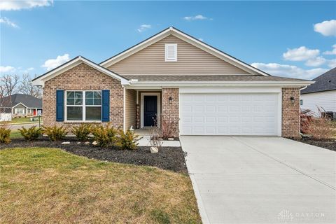 Single Family Residence in Carlisle OH 105 Mound Builder Place.jpg