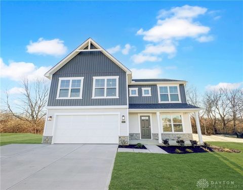 Single Family Residence in Carlisle OH 1511 Knightbridge Court.jpg
