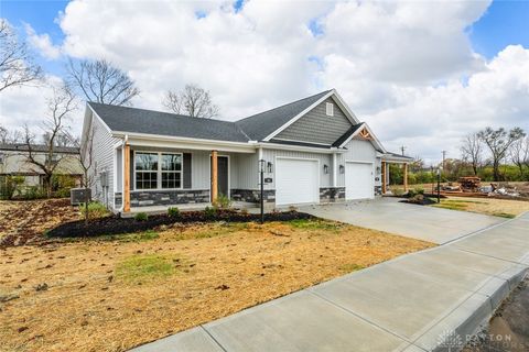  in Carlisle OH 30 Timber Creek Court.jpg