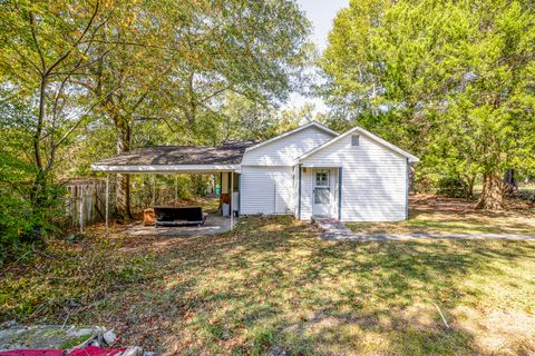 Single Family Residence in Bamberg SC 277 Cox Avenue 20.jpg