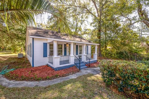 Single Family Residence in Bamberg SC 277 Cox Avenue 2.jpg