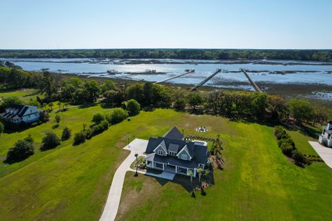 Single Family Residence in Wadmalaw Island SC 2621 Anchor Watch Drive.jpg