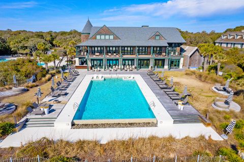 Single Family Residence in Kiawah Island SC 31 Berkshire Hall 25.jpg