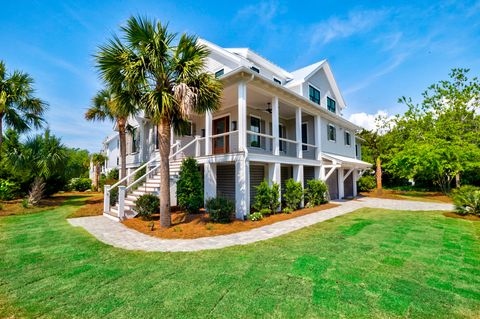 Single Family Residence in Sullivans Island SC 2870 Ion Avenue.jpg