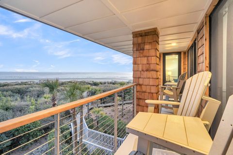 Condominium in Kiawah Island SC 2371 Shipwatch Road.jpg