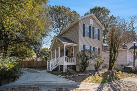 Single Family Residence in Charleston SC 882 Sedge Court.jpg