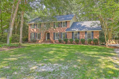 Single Family Residence in Summerville SC 109 Squire Court.jpg