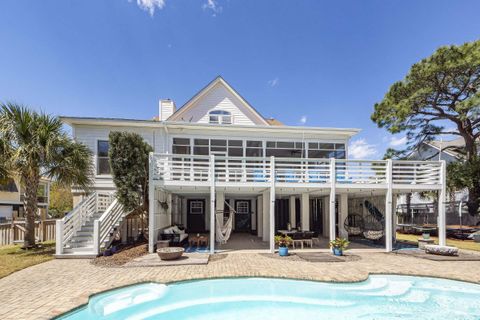 Single Family Residence in Sullivans Island SC 3013 Middle Street.jpg