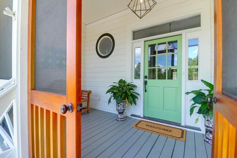 Single Family Residence in Sullivans Island SC 3013 Middle Street 2.jpg