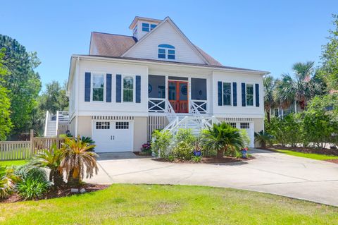 Single Family Residence in Sullivans Island SC 3013 Middle Street.jpg