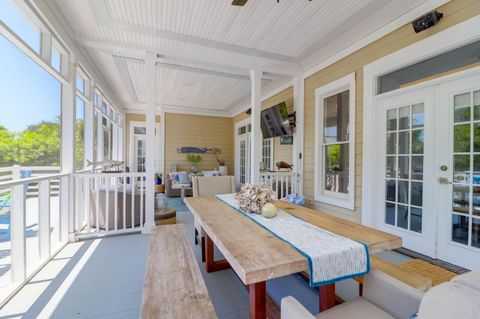 Single Family Residence in Sullivans Island SC 3013 Middle Street 16.jpg