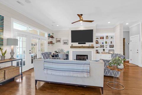 Single Family Residence in Sullivans Island SC 3013 Middle Street 7.jpg