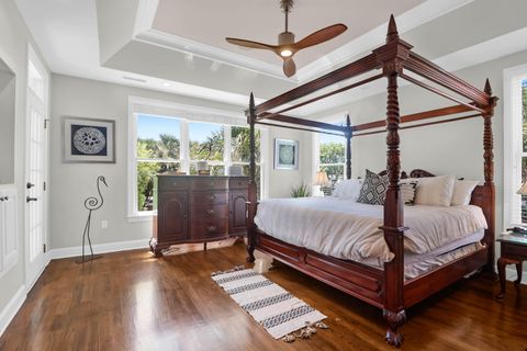 Single Family Residence in Sullivans Island SC 3013 Middle Street 23.jpg