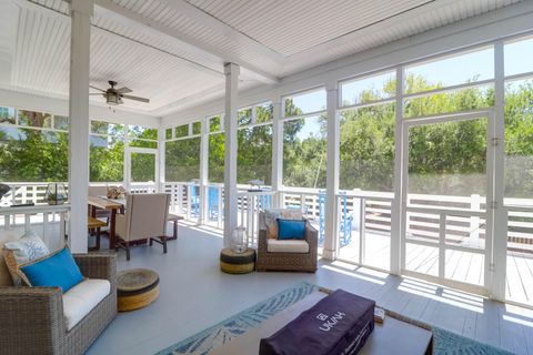 Single Family Residence in Sullivans Island SC 3013 Middle Street 18.jpg