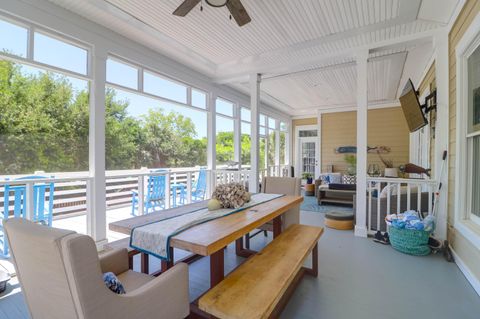 Single Family Residence in Sullivans Island SC 3013 Middle Street 15.jpg