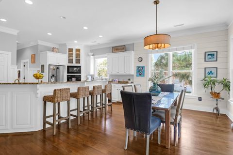 Single Family Residence in Sullivans Island SC 3013 Middle Street 13.jpg