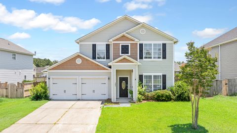Single Family Residence in Summerville SC 302 Mossy Wood Road.jpg