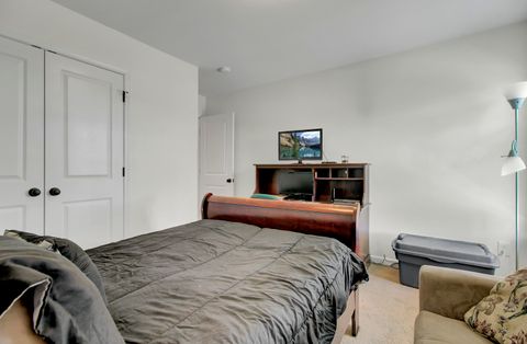 Single Family Residence in Summerville SC 317 Whispering Breeze Lane 34.jpg