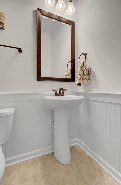 Single Family Residence in Summerville SC 317 Whispering Breeze Lane 16.jpg