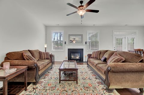 Single Family Residence in Summerville SC 317 Whispering Breeze Lane 5.jpg