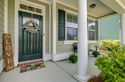 Single Family Residence in Summerville SC 317 Whispering Breeze Lane 3.jpg