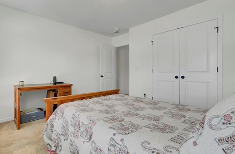 Single Family Residence in Summerville SC 317 Whispering Breeze Lane 31.jpg