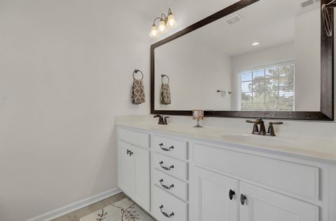 Single Family Residence in Summerville SC 317 Whispering Breeze Lane 23.jpg