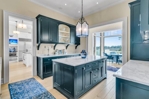 Single Family Residence in Kiawah Island SC 212 Chinaberry Lane 23.jpg